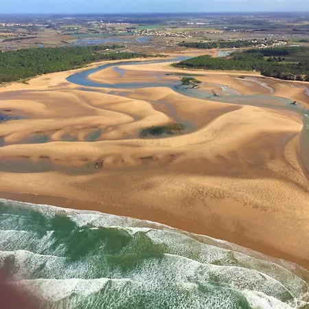 Quinze Terre- Aux Portes Du Marais Les Sables-dʼOlonne